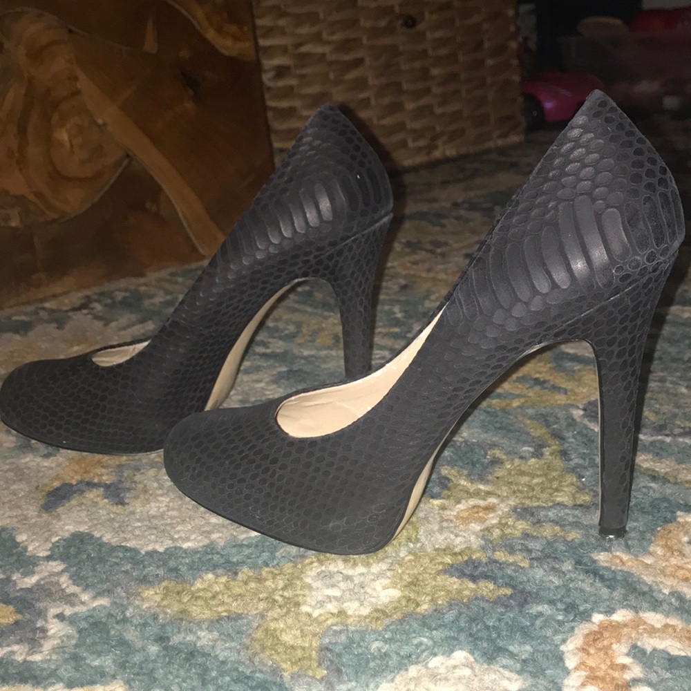 INC! Snakeskin Pumps